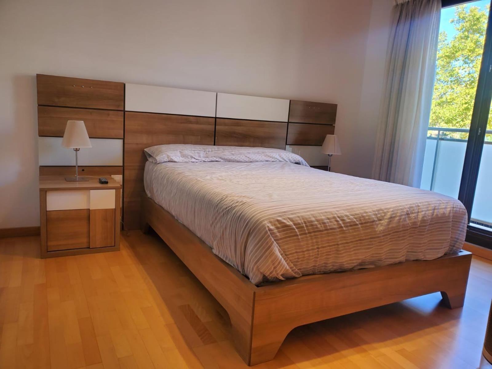 Habitacion Con Piscina Y Sauna Sant Cugat del Valles Ngoại thất bức ảnh