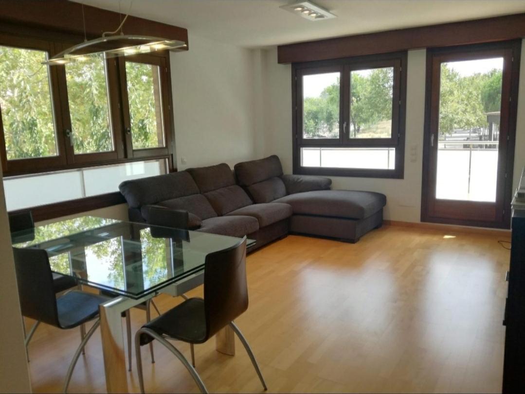 Habitacion Con Piscina Y Sauna Sant Cugat del Valles Ngoại thất bức ảnh