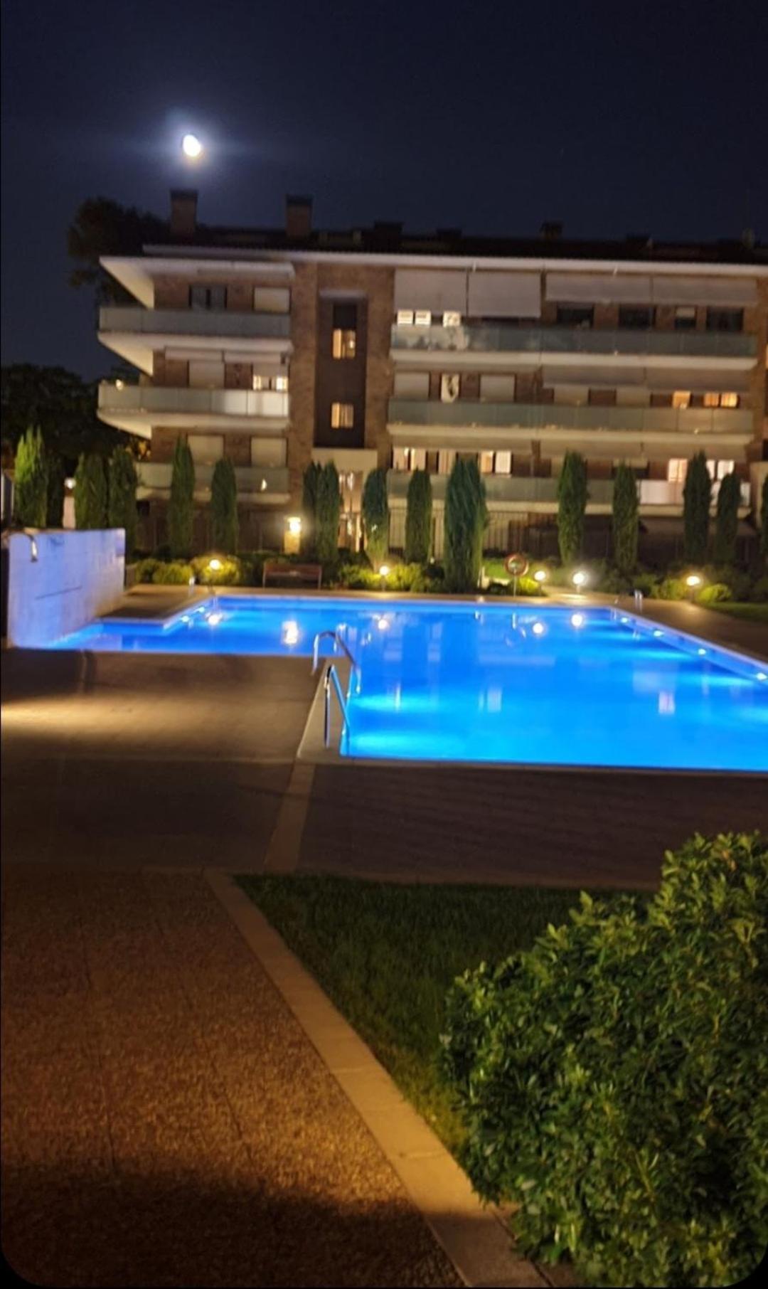 Habitacion Con Piscina Y Sauna Sant Cugat del Valles Ngoại thất bức ảnh